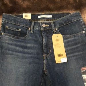 314 Levi's